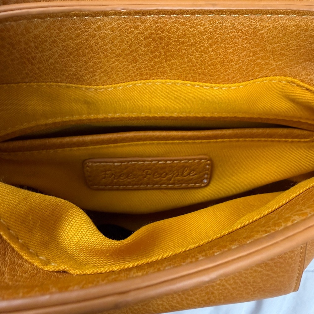 Free People Carrie Circle Mustard Shoulder Bag Bamboo Ring Boho - Picture 3 of 16